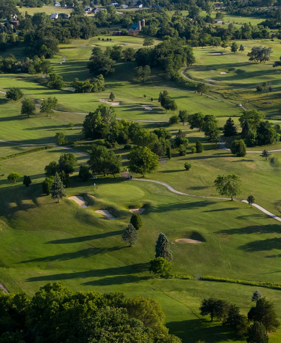 Vista aérea de un campo de golf